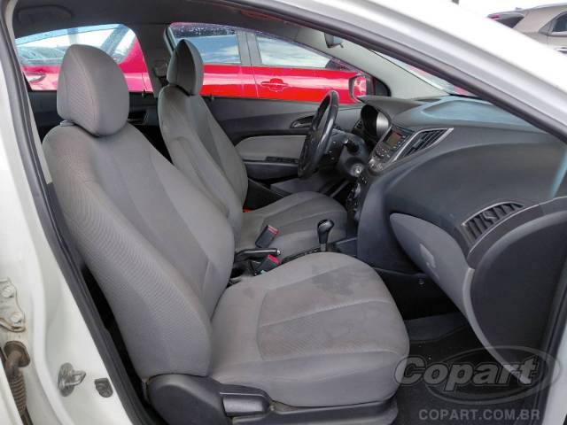 2014 HYUNDAI HB20S 