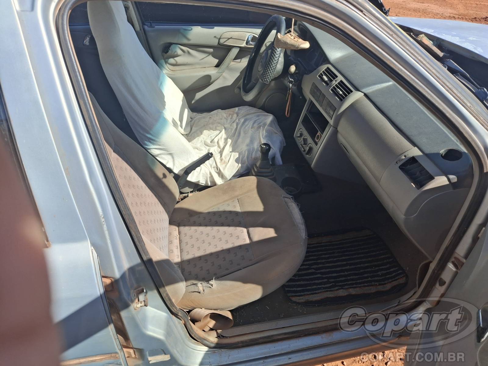 2002 VOLKSWAGEN GOL — foto 5 de 11