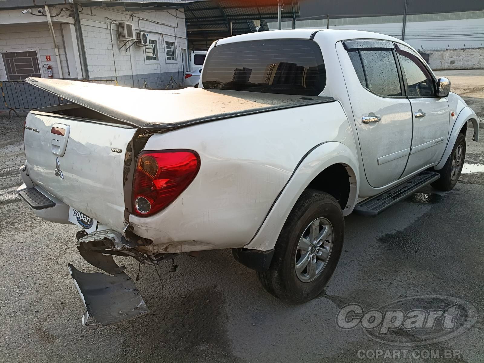 2013 MITSUBISHI L200 TRITON — foto 4 de 10