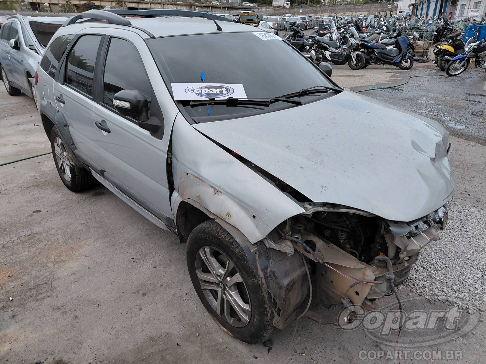 Veículo Fiat Palio Weekend FIAT PALIO WEEKEND ADVENTURE DUALOGIC 1.8 16V E.TORQ 2013 2013 em leilão