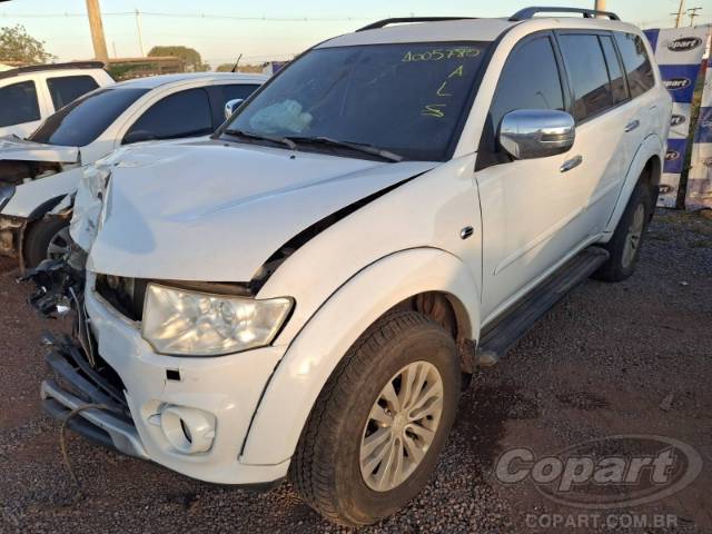 2016 MITSUBISHI PAJERO 