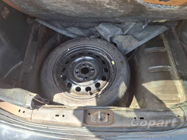 2005 HONDA FIT 