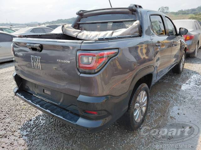 2025 FIAT STRADA CD 