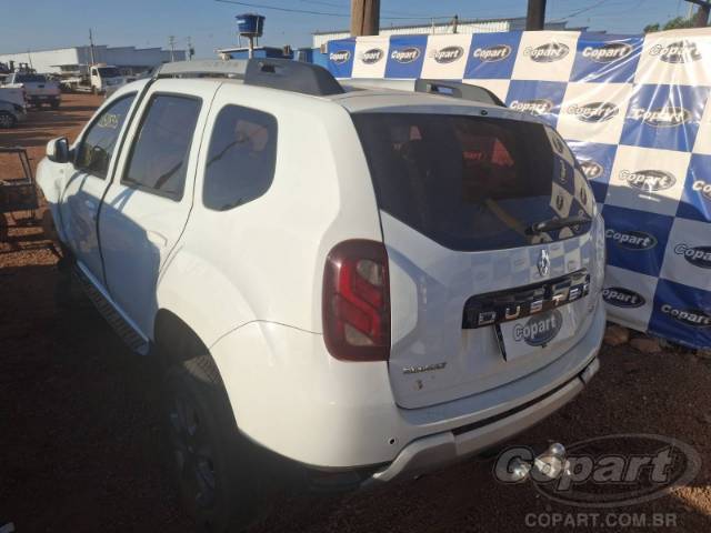 2018 RENAULT DUSTER 