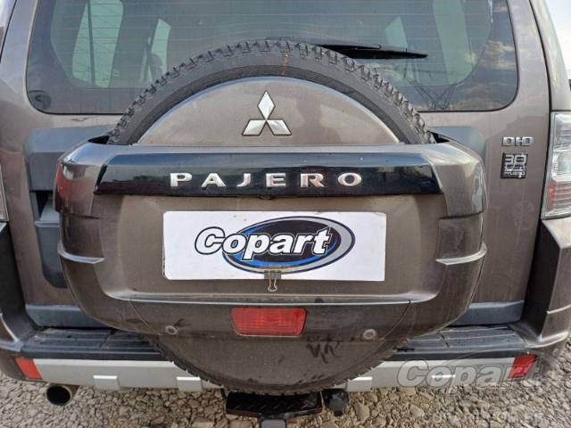 2014 MITSUBISHI PAJERO FULL 