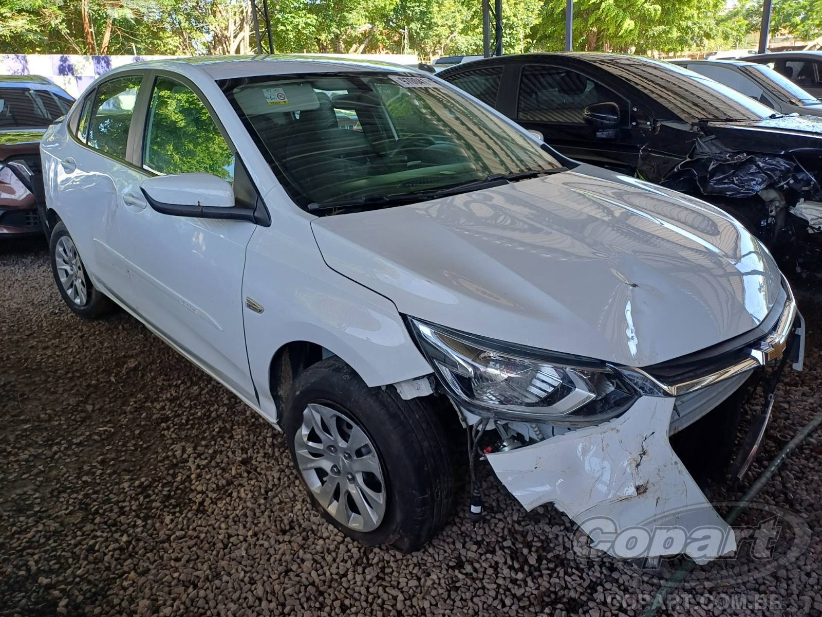 Chevrolet Onix Plus LT 1.0 12V Ecotec 2023 Colisão Média Monta