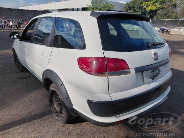 2015 FIAT WEEKEND 