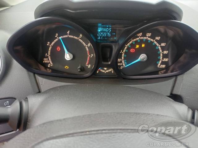 2015 FORD FIESTA 