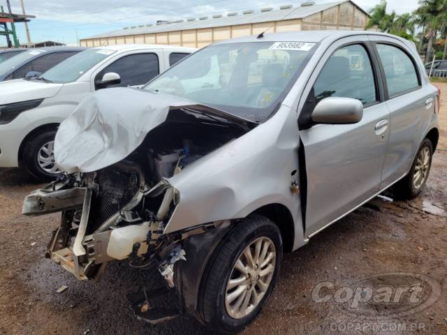 2013 TOYOTA ETIOS 