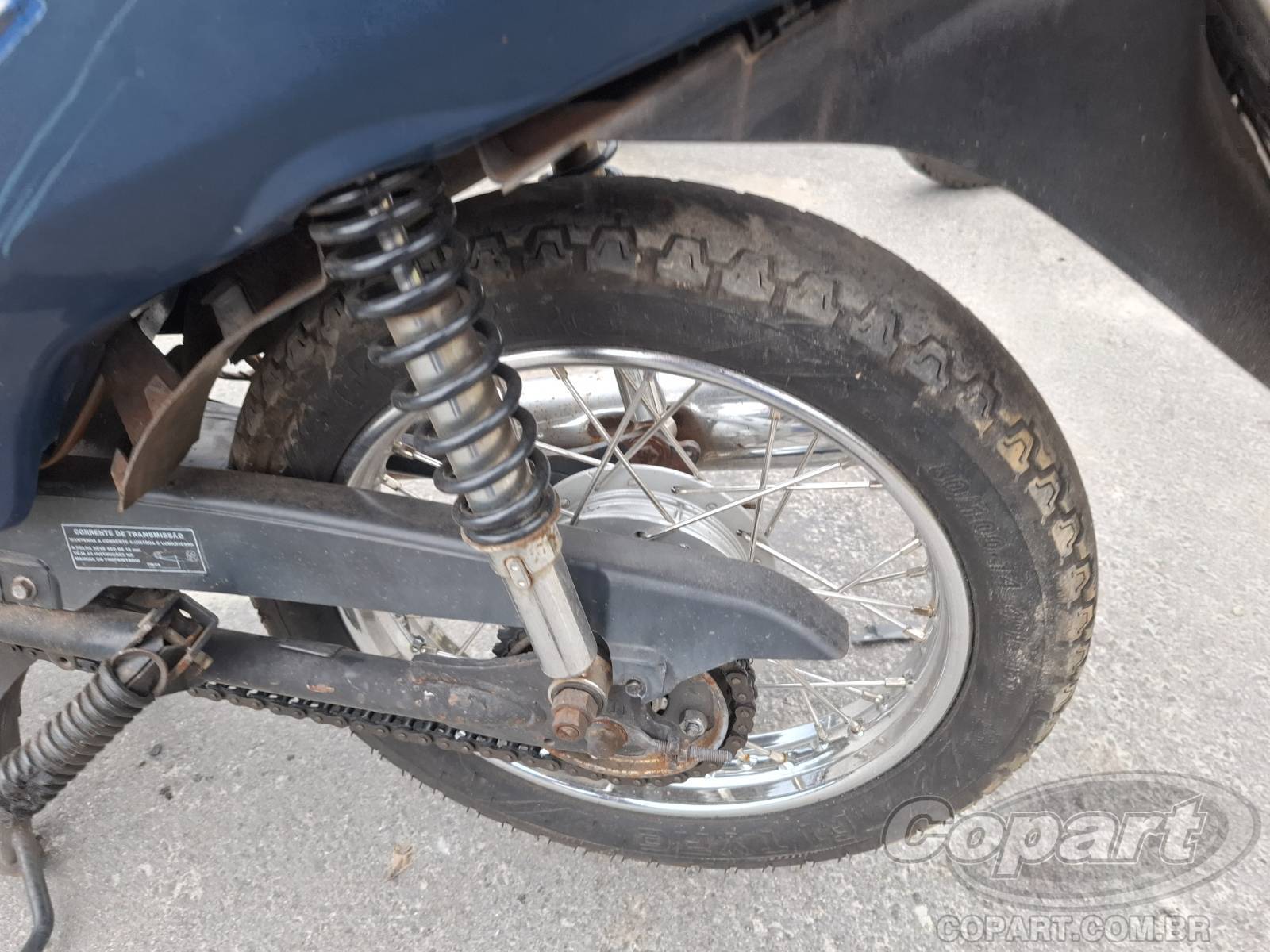 Foto 7 de 10: 2001 HONDA C 100