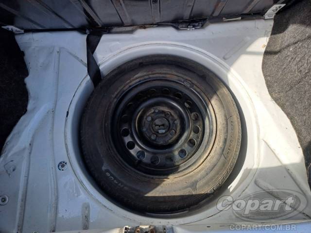 2011 VOLKSWAGEN GOL 