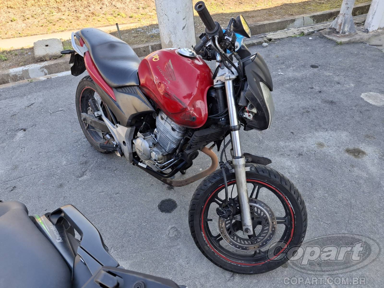 HONDA CB 300 2010