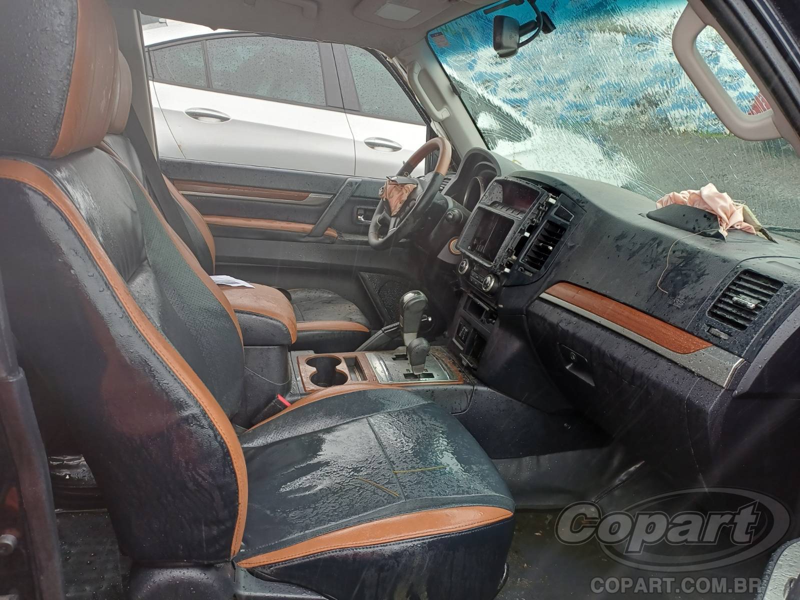 Foto 5: 2011 MITSUBISHI PAJERO FULL