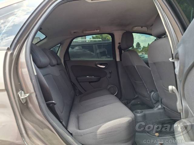 2015 FIAT GRAND SIENA 
