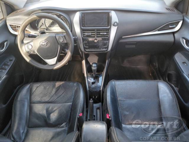2019 TOYOTA YARIS SEDA 