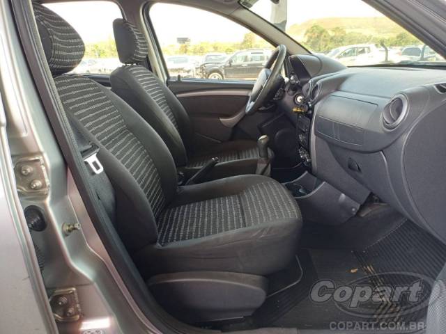 2013 RENAULT SANDERO 