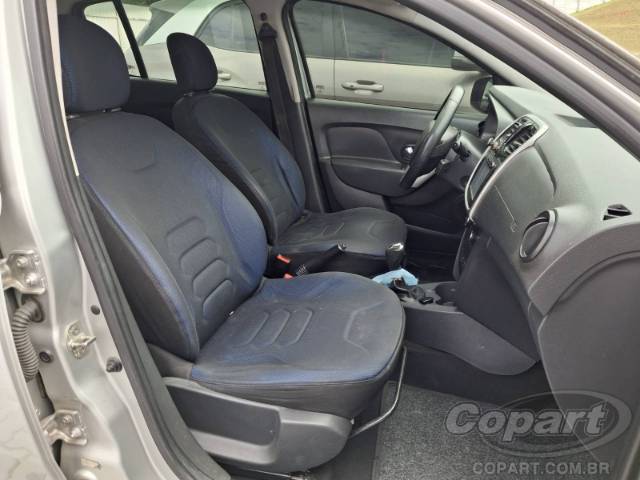 2017 RENAULT SANDERO 