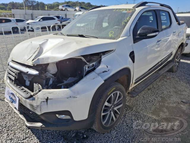 2021 FIAT STRADA CD 