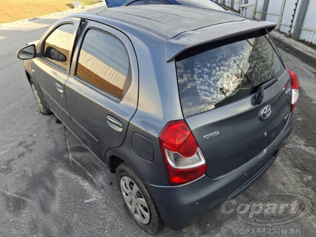 2015 TOYOTA ETIOS 