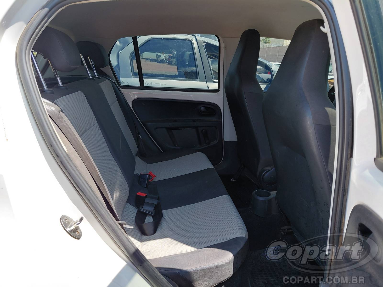 Foto 6 de 11: 2016 VOLKSWAGEN UP