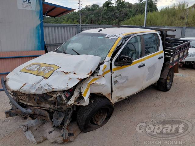 2024 TOYOTA HILUX CD 