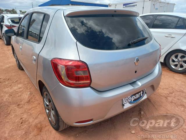 2015 RENAULT SANDERO 