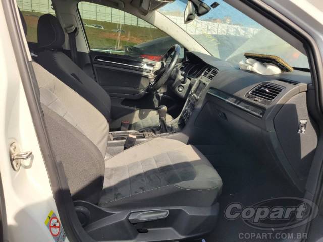 2014 VOLKSWAGEN GOLF 