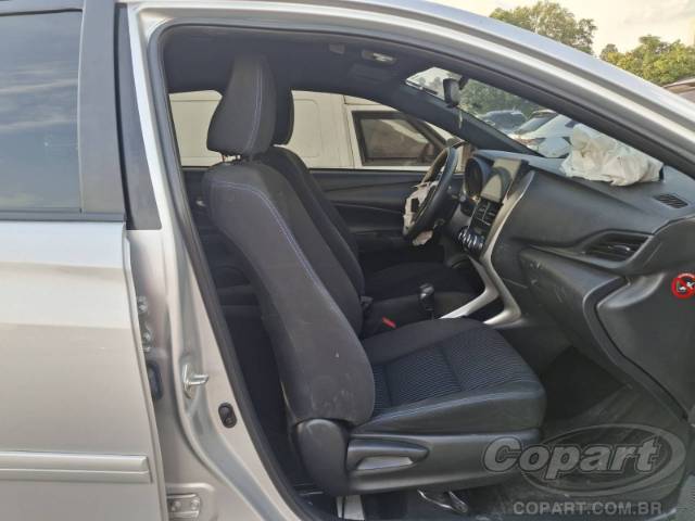 2019 TOYOTA YARIS 