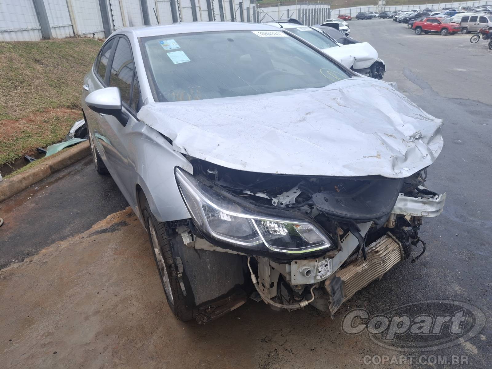 Veículo GM - Chevrolet Cruze CHEVROLET CRUZE LT AT 1.4 16V ECOTEC TURBO 2021 2022 em leilão