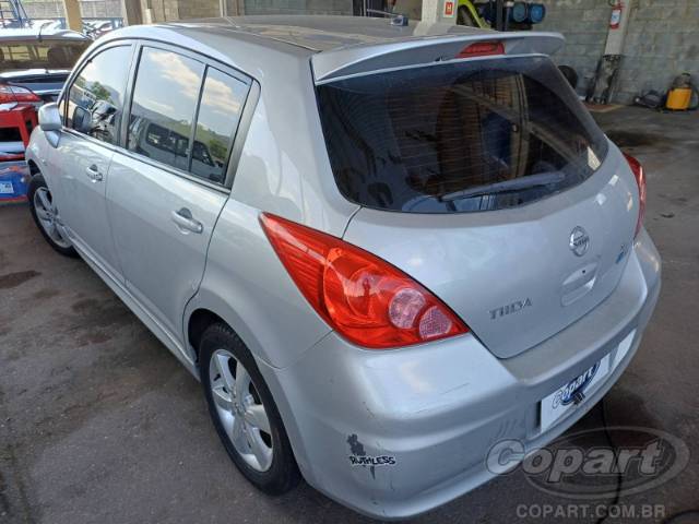 2013 NISSAN TIIDA 