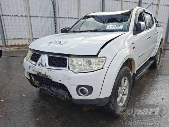 2013 MITSUBISHI L200 TRITON 