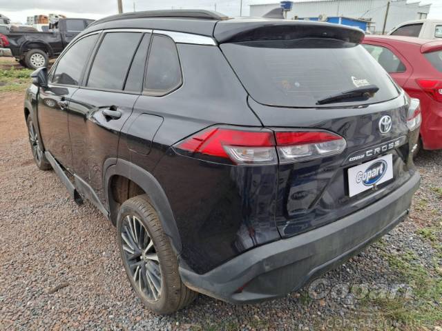 2026 TOYOTA COROLLA CROSS 