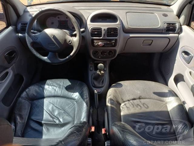 2003 RENAULT CLIO SEDAN 