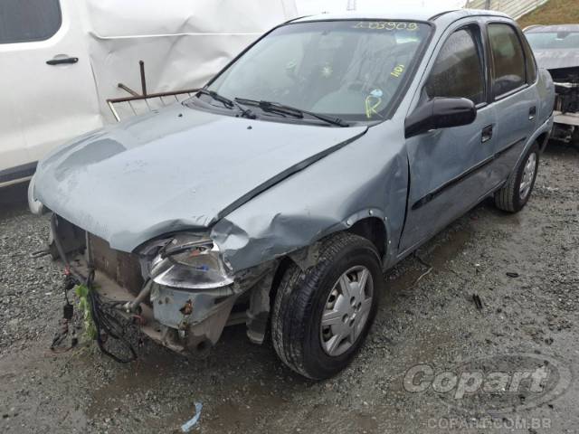 2003 CHEVROLET CORSA SEDAN 