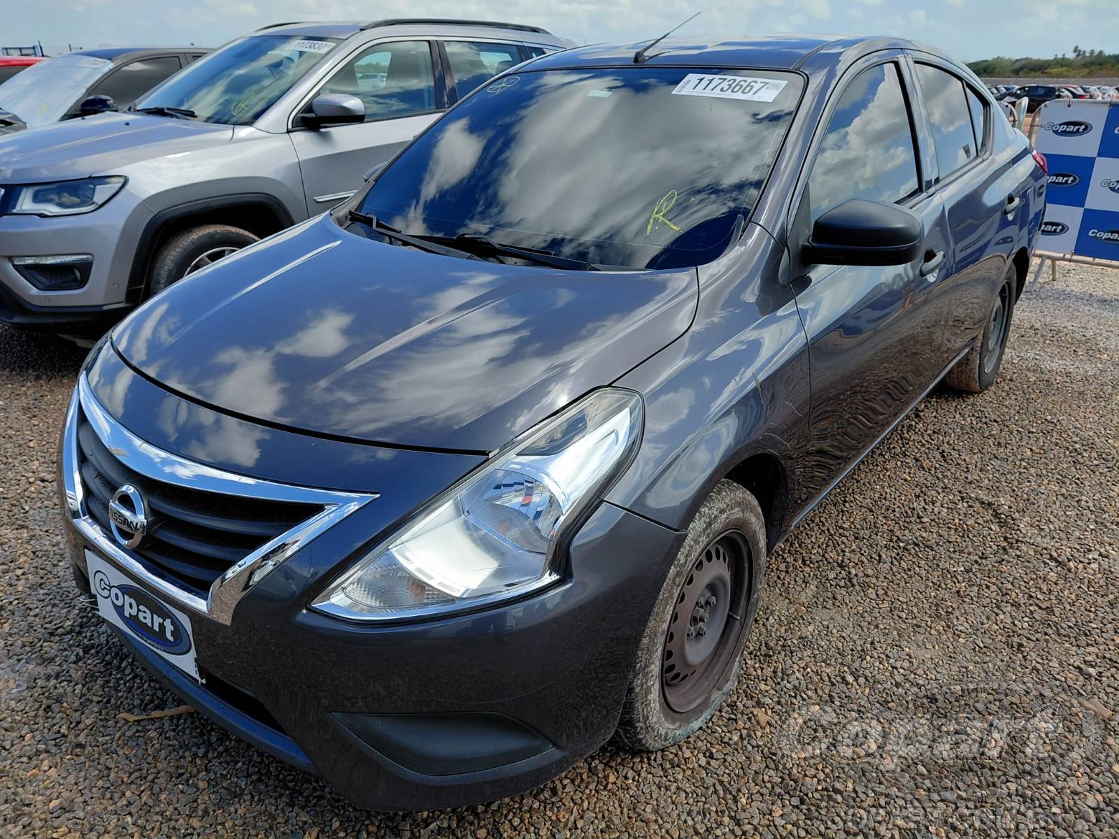 Foto 2: 2021 NISSAN VERSA V-DRIVE