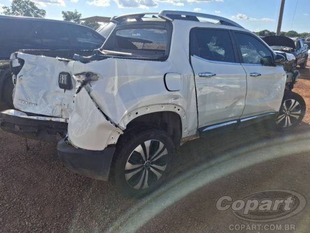 2025 FIAT TORO 