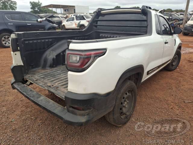 2021 FIAT STRADA 