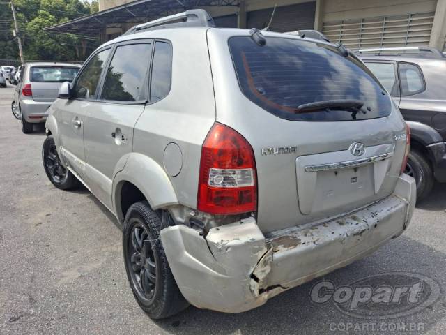 2010 HYUNDAI TUCSON 
