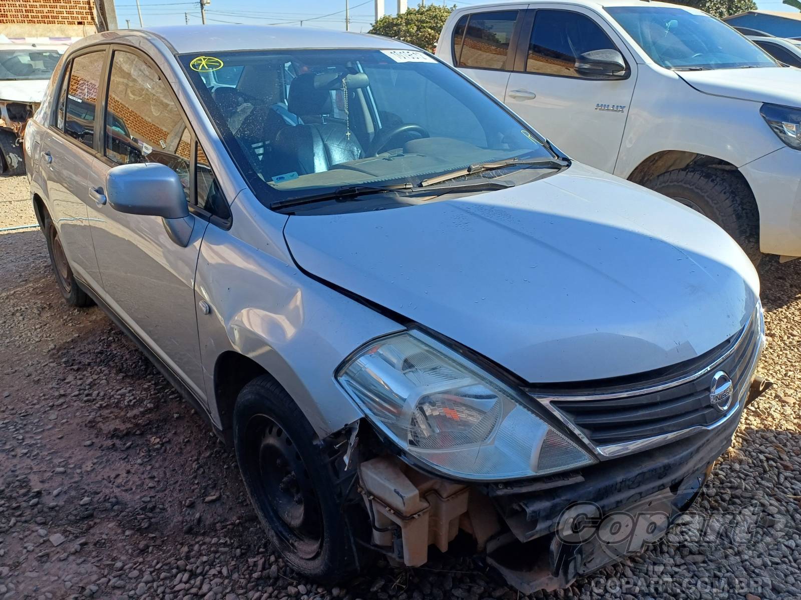 Nissan Tiida Sedan 1.8 16V 2012