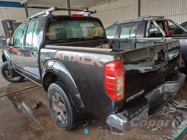 2013 NISSAN FRONTIER CD 