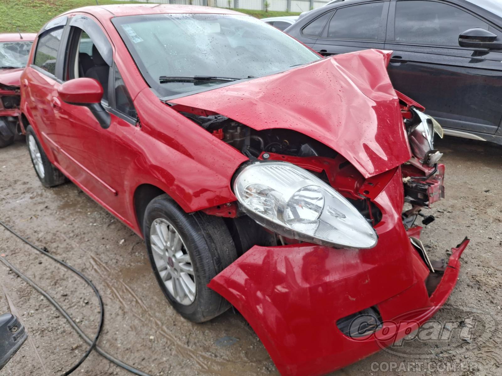 Veículo Fiat Punto Fiat Punto Attractive 1.4 Fire 2011 2011 em leilão