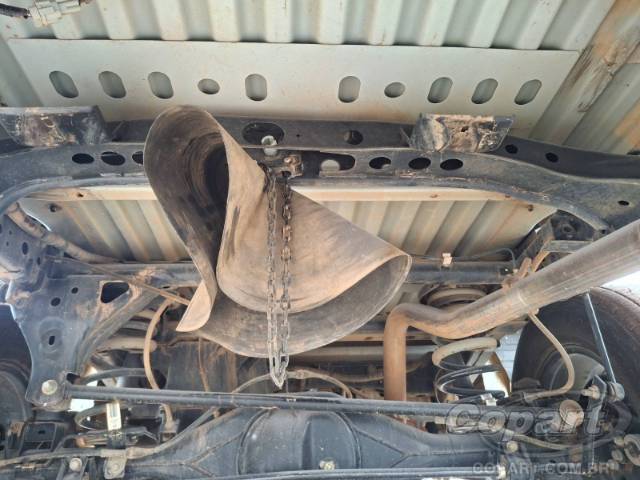 2025 NISSAN FRONTIER CD 