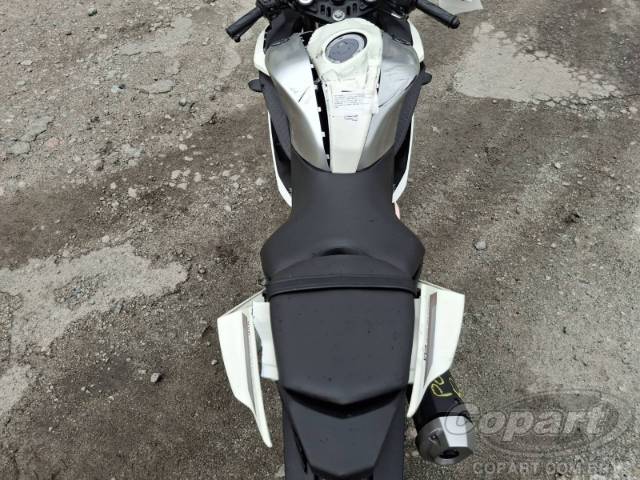 2026 YAMAHA YZF R15 