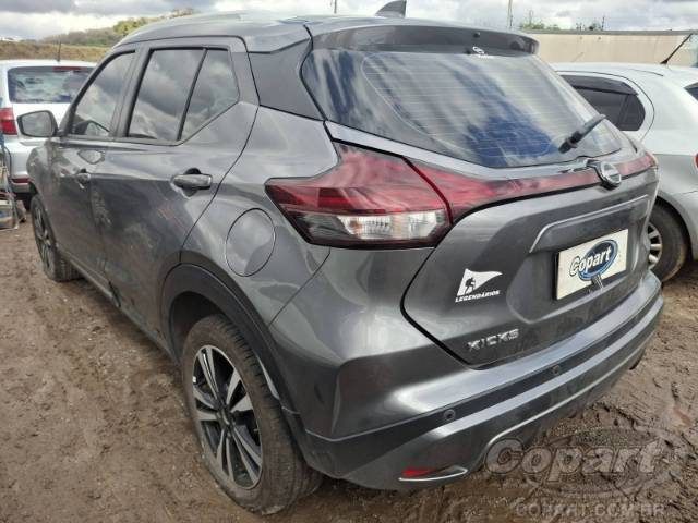 2024 NISSAN KICKS 