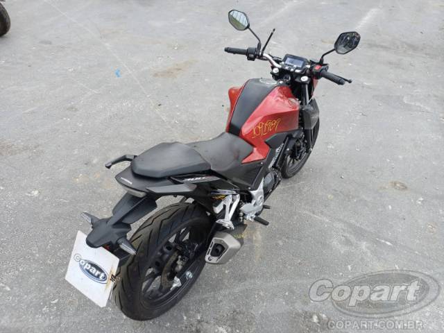 2025 HONDA CB 300F 
