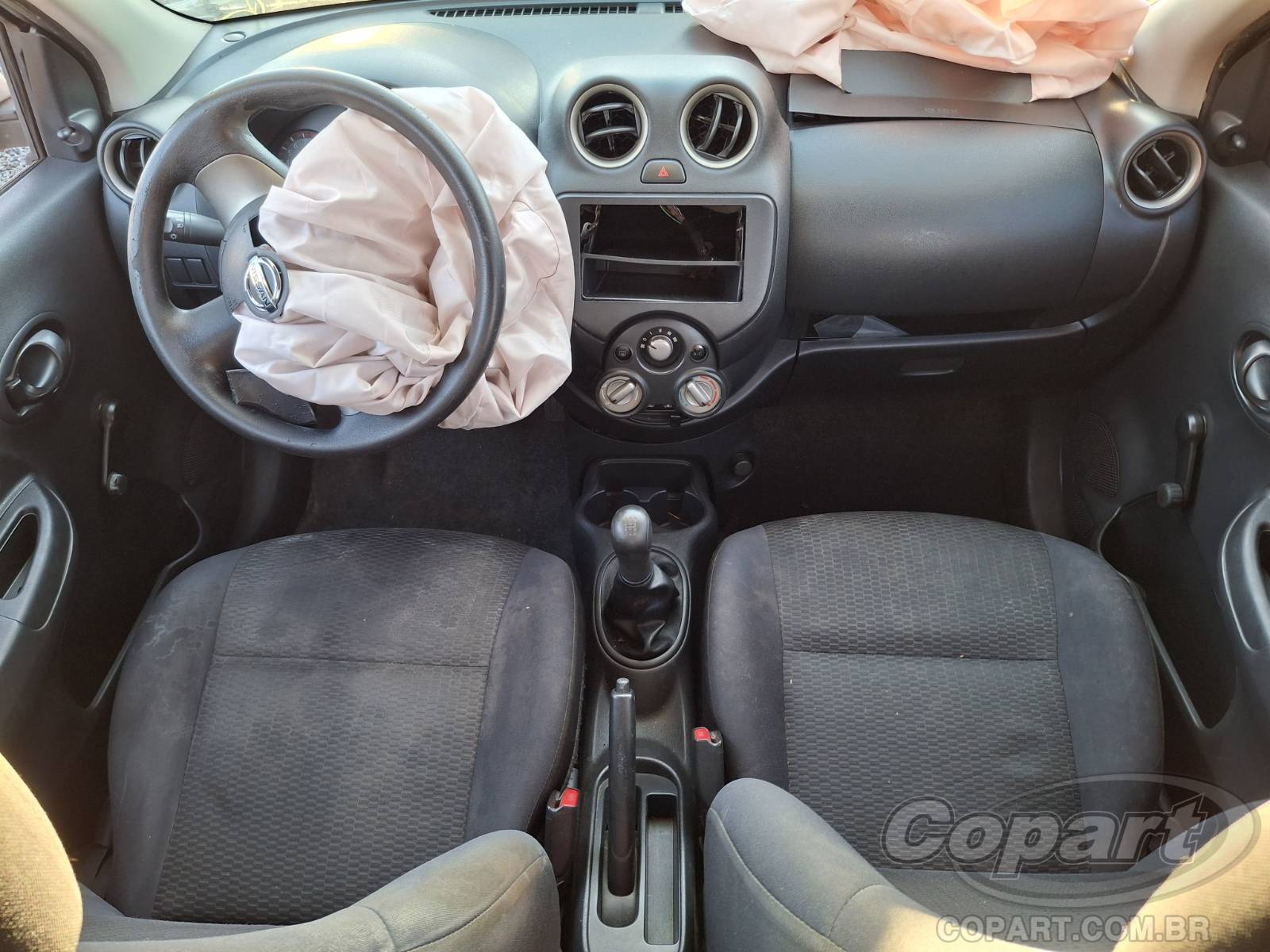 2013 NISSAN MARCH — foto 9 de 10