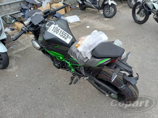 2026 KAWASAKI Z900 