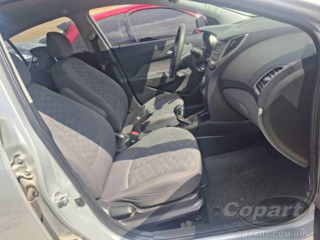 2017 HYUNDAI HB20S 