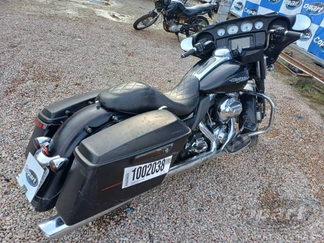 2015 HARLEY-DAVIDSON TOURING 