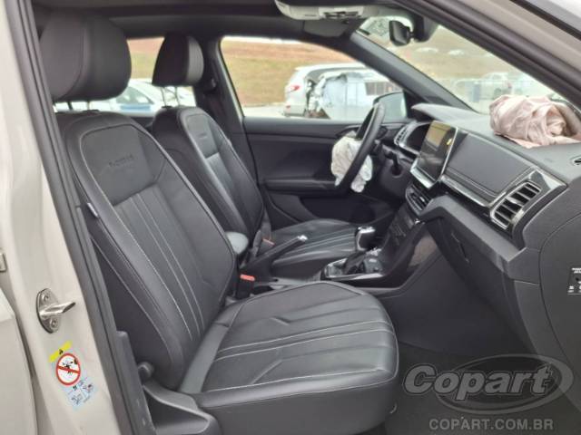 2025 VOLKSWAGEN T-CROSS 